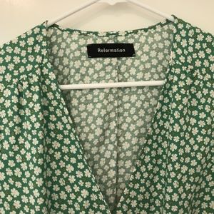 REFORMATION WRAP DRESS, Green Flowal Print, M